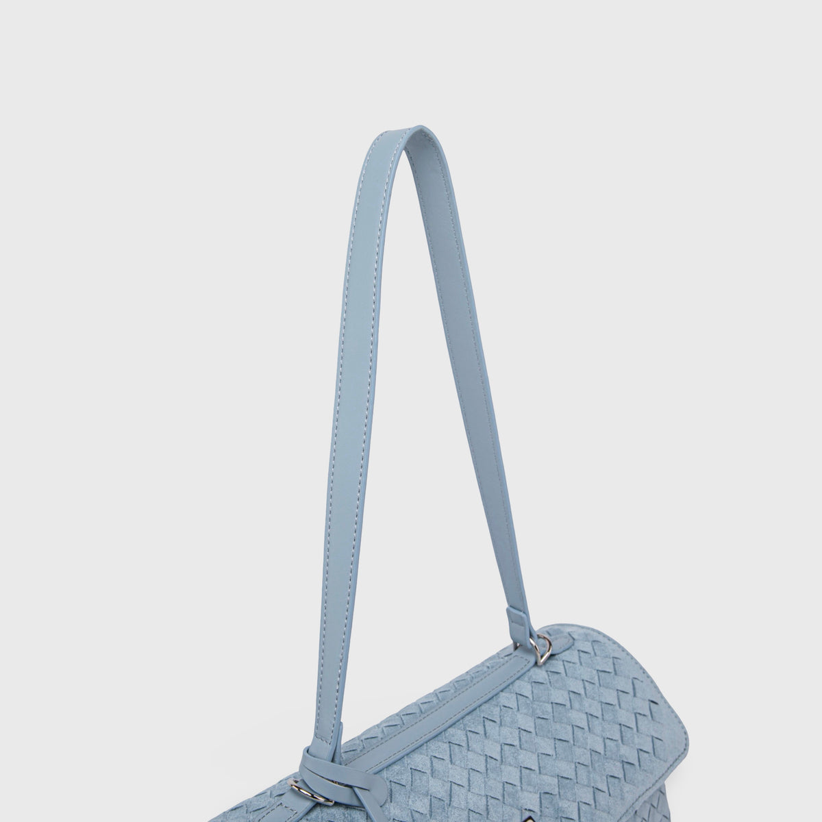 Sac tissé vintage Ciara – Daim bleu clair