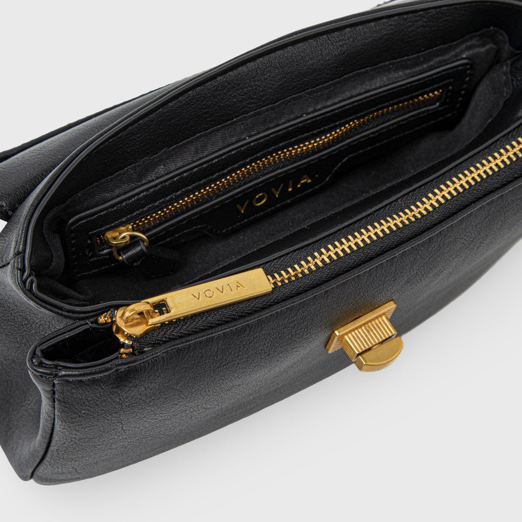 Petit sac porté épaule Ciara – Sac à rabat en cuir noir avec bandoulière