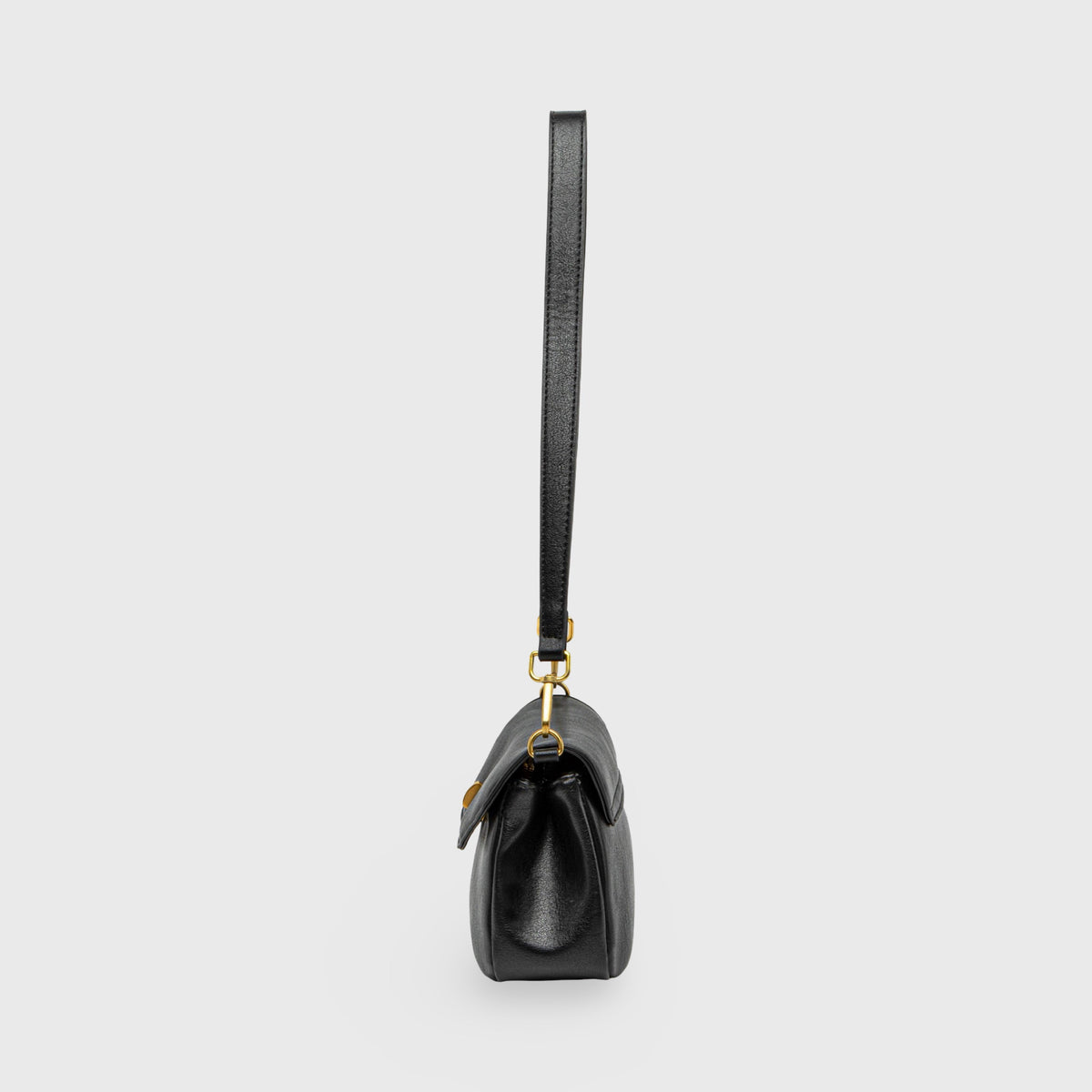 Petit sac porté épaule Ciara – Sac à rabat en cuir noir avec bandoulière