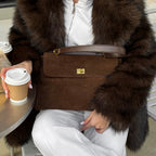 Sac à main Ciara en daim – Sac porté épaule en daim marron